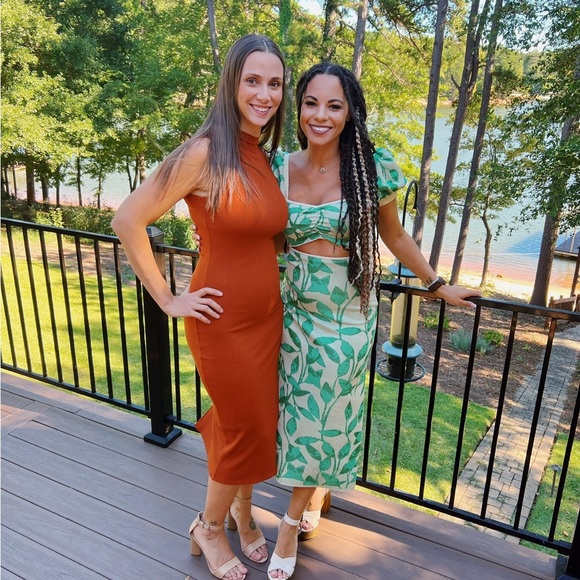 Zara two piece green floral skirt and crop top - Picture 2 of 5